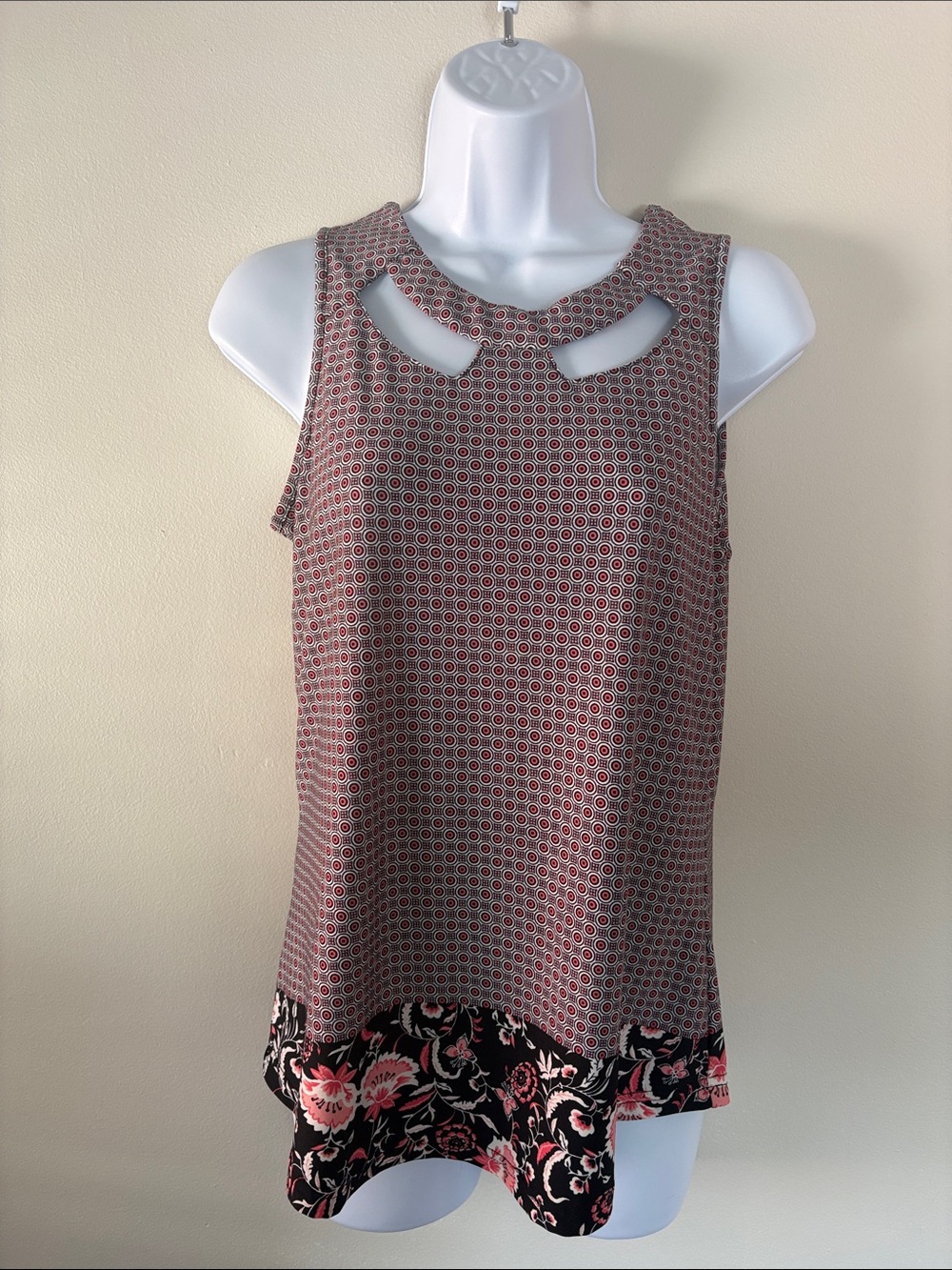 Ricki's Pink and Black Printed Cutout Neck Sleeveless Top